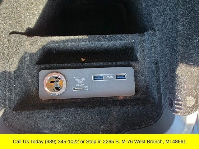 2020 Land Rover Range Rover Sport SE