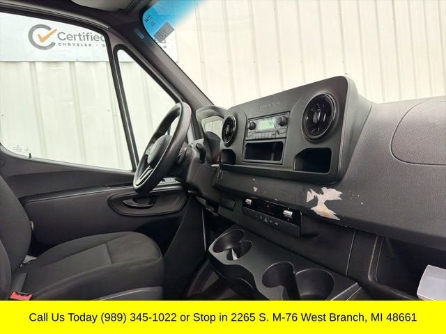 2021 Freightliner Sprinter Cargo Van BASE